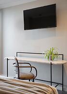Civitas Suites Hotel