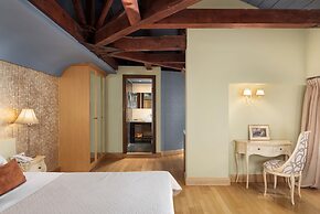 Civitas Suites Hotel