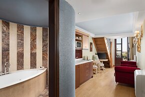 Civitas Suites Hotel