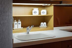 Civitas Suites Hotel