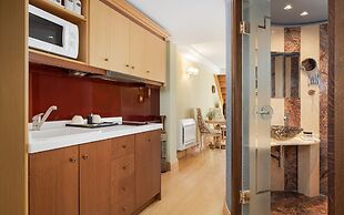 Civitas Suites Hotel