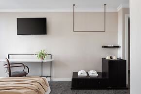 Civitas Suites Hotel