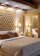 Civitas Suites Hotel