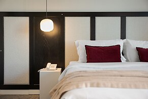 Civitas Suites Hotel