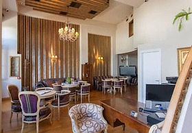 Civitas Boutique Hotel