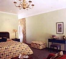 Milkwood Lodge - Hermanus