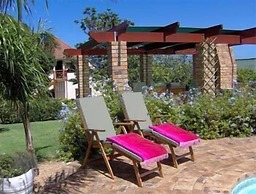 Milkwood Lodge - Hermanus