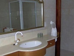 Milkwood Lodge - Hermanus