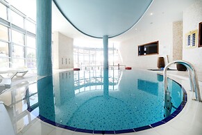 Cocos The Club Solto - Boutique Class