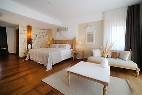 Cocos The Club Solto - Boutique Class