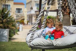 Cocos The Club Solto - Boutique Class