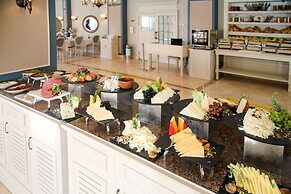 Cocos The Club Solto - Boutique Class