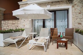 Cocos The Club Solto - Boutique Class