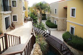 Cocos The Club Solto - Boutique Class