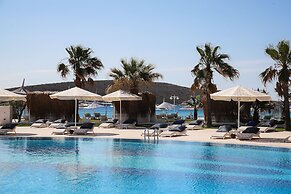 Cocos The Club Solto - Boutique Class