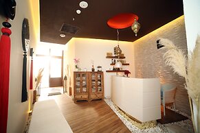 Cocos The Club Solto - Boutique Class