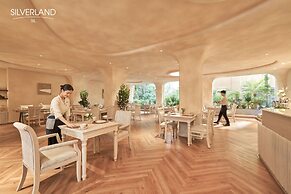 Silverland Sil Hotel