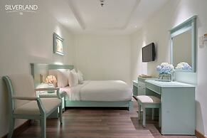 Silverland Sil Hotel