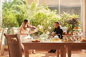 Silverland Sil Hotel