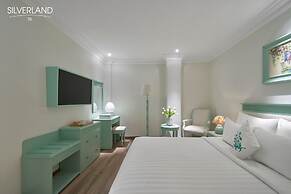 Silverland Sil Hotel