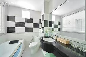 Silverland Sil Hotel