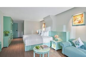 Silverland Sil Hotel