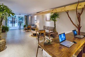 Silverland Min Hotel