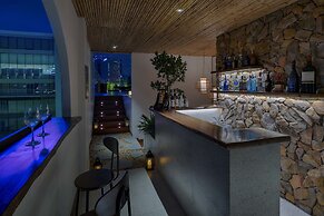 Silverland Min Hotel