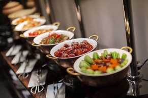 Silverland Min Hotel