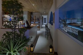 Silverland Min Hotel