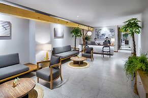 Silverland Min Hotel