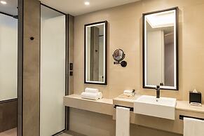 Sheraton Mall of the Emirates Hotel, Dubai