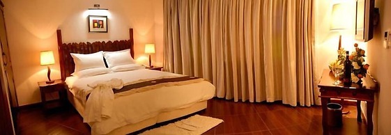 Snowcrest Hotel