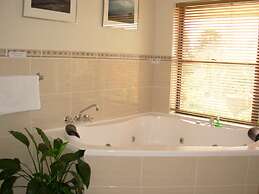 Bathurst Heights B&B