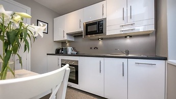 Cheshire Hospitality Ltd T/A Lennox Lea Studios & Apartments