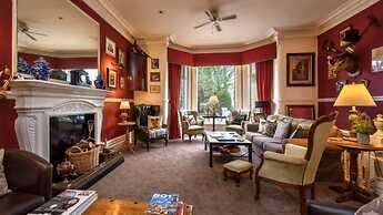 Cheshire Hospitality Ltd T/A Lennox Lea Studios & Apartments