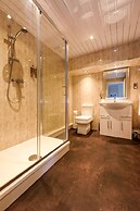 Cheshire Hospitality Ltd T/A Lennox Lea Studios & Apartments