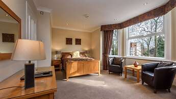 Cheshire Hospitality Ltd T/A Lennox Lea Studios & Apartments