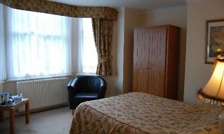 Cheshire Hospitality Ltd T/A Lennox Lea Studios & Apartments