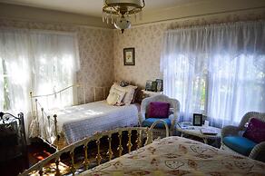 Glen Morey Country House B & B Inn