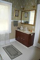 Glen Morey Country House B & B Inn