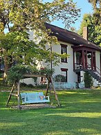 The Pines of Dresden B&B