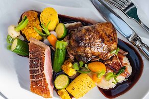 Vale d'Oliveiras Quinta Resort & Spa