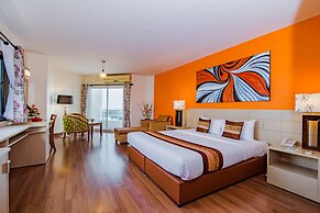 Golden Beach Cha-Am Hotel