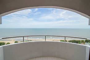 Golden Beach Cha-Am Hotel