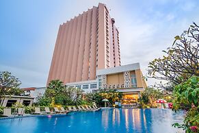 Golden Beach Cha-Am Hotel