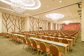 Golden Beach Cha-Am Hotel