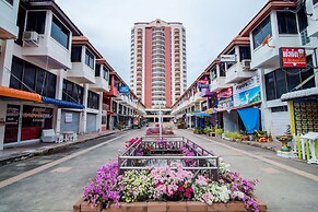 Golden Beach Cha-Am Hotel
