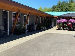 Riverside Motel