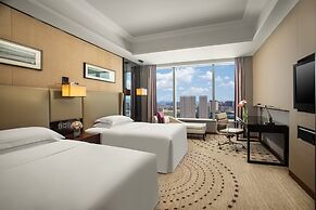 Crowne Plaza Huizhou by IHG